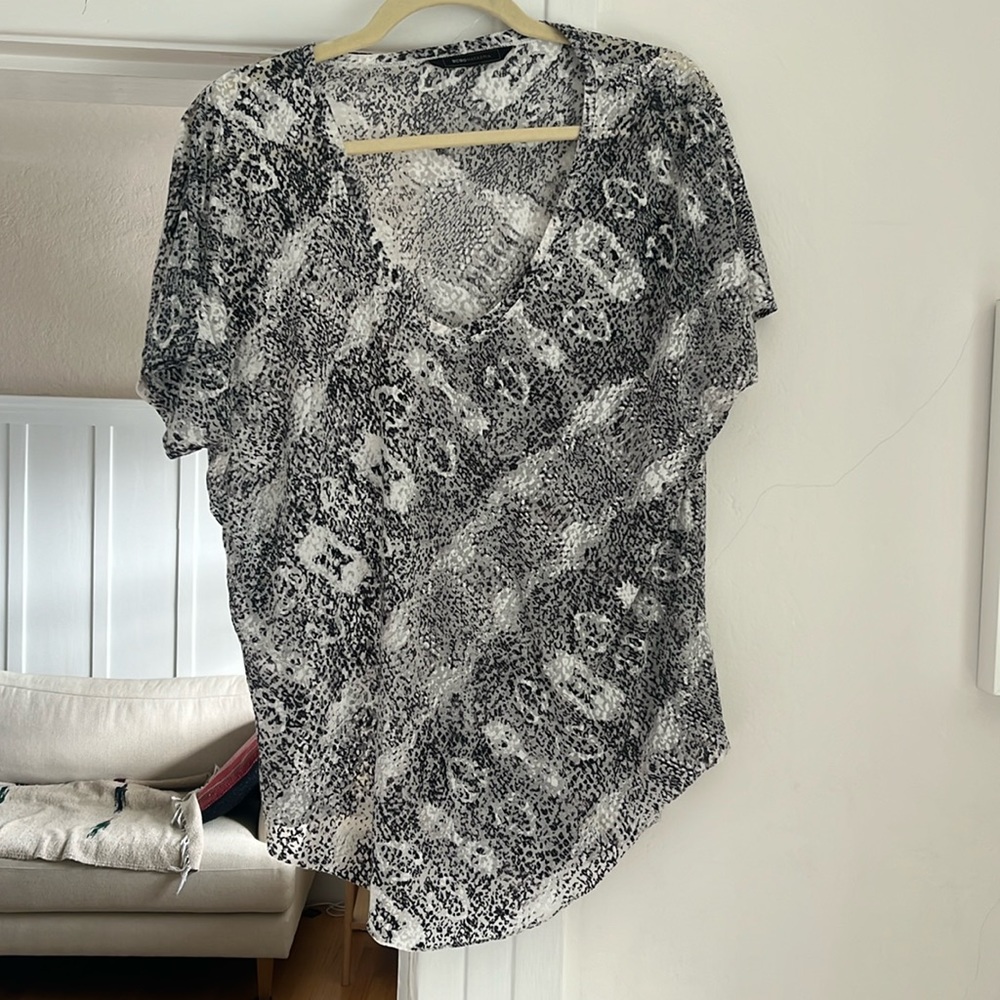 BCBG print top